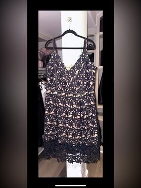 City Chic ‘So Fancy’ Dress - Navy & Cream